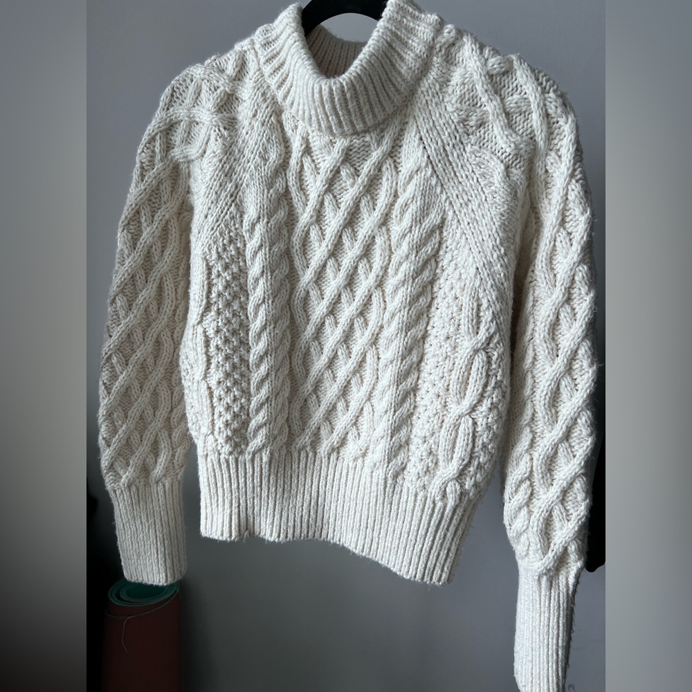 Thick Fisherman Knit Cropped White Sweater